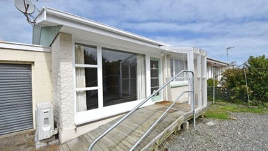 7/195 Pomona Street, Strathern, Invercargill - Carousel 1