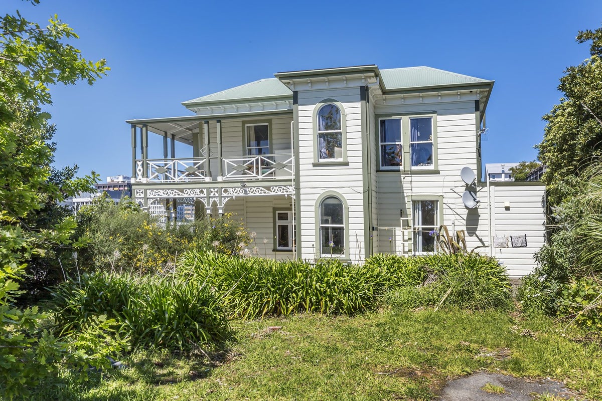 14 Clifton Terrace, Kelburn, Wellington - Carousel 2