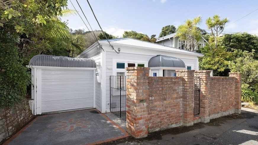 55 Mckinley Crescent, Brooklyn, Wellington - Carousel 1