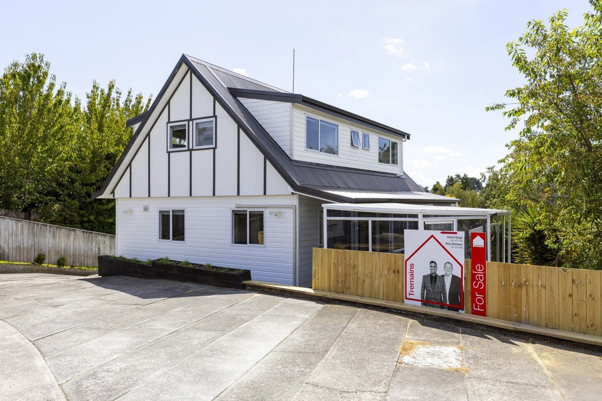 2/230 Rifle Range Road, Tauhara, Taupo - Carousel 1