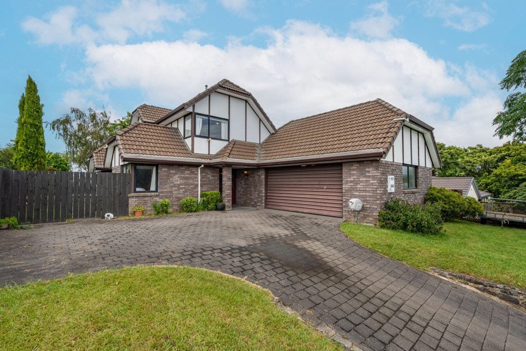 5 Church Road, Pukete, Hamilton - Carousel 1