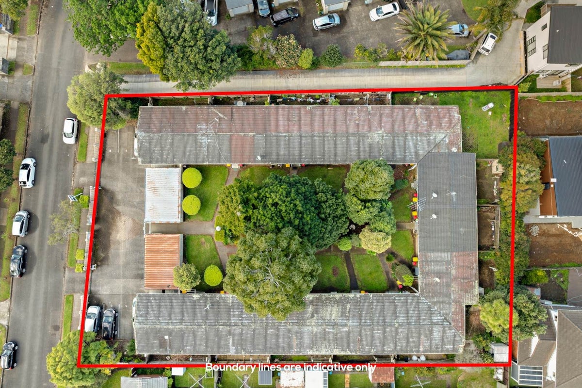 8/11 Oakland Avenue, Papatoetoe, Auckland - Carousel 23