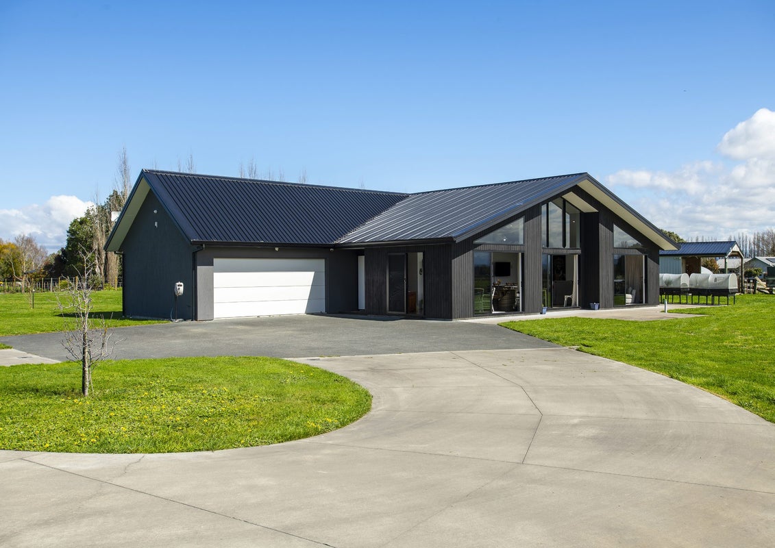 82 Hansen Road, Makauri, Gisborne - Carousel 1