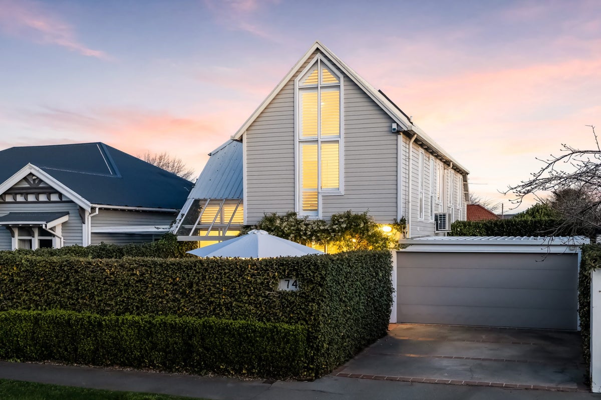 74 Office Road, Merivale, Christchurch - Carousel 1