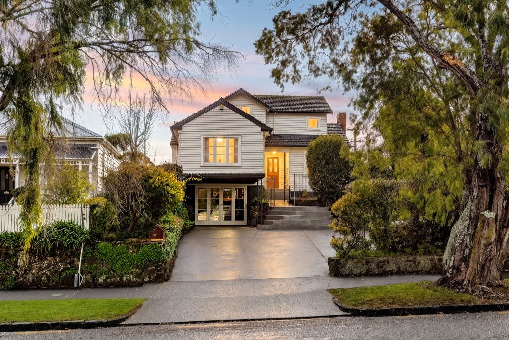 137 Landscape Road, Mount Eden, Auckland - Carousel 1