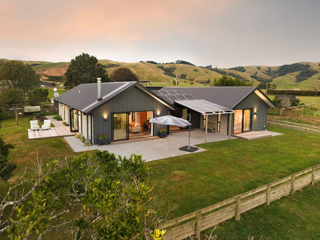 758 Kairangi Road, Rotoorangi, Cambridge - Carousel 1