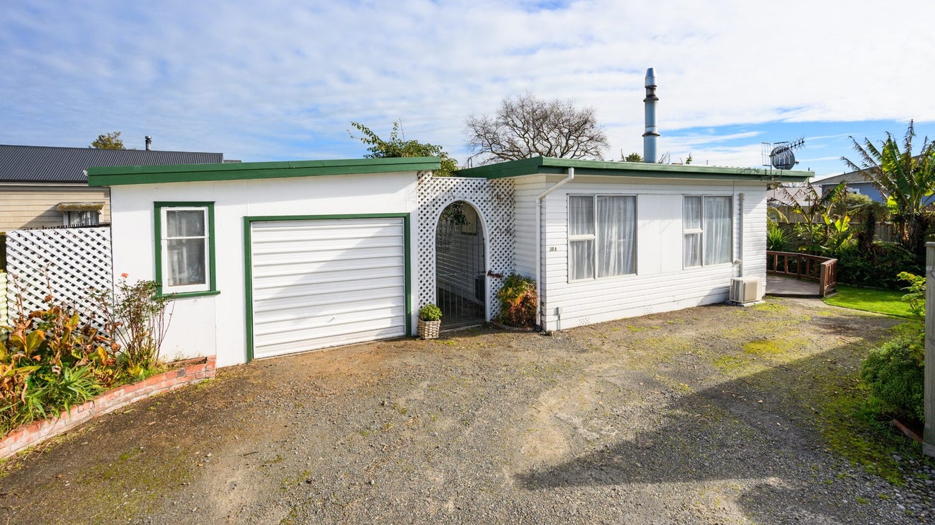 38A Derby Street, Feilding, Feilding - Carousel 1