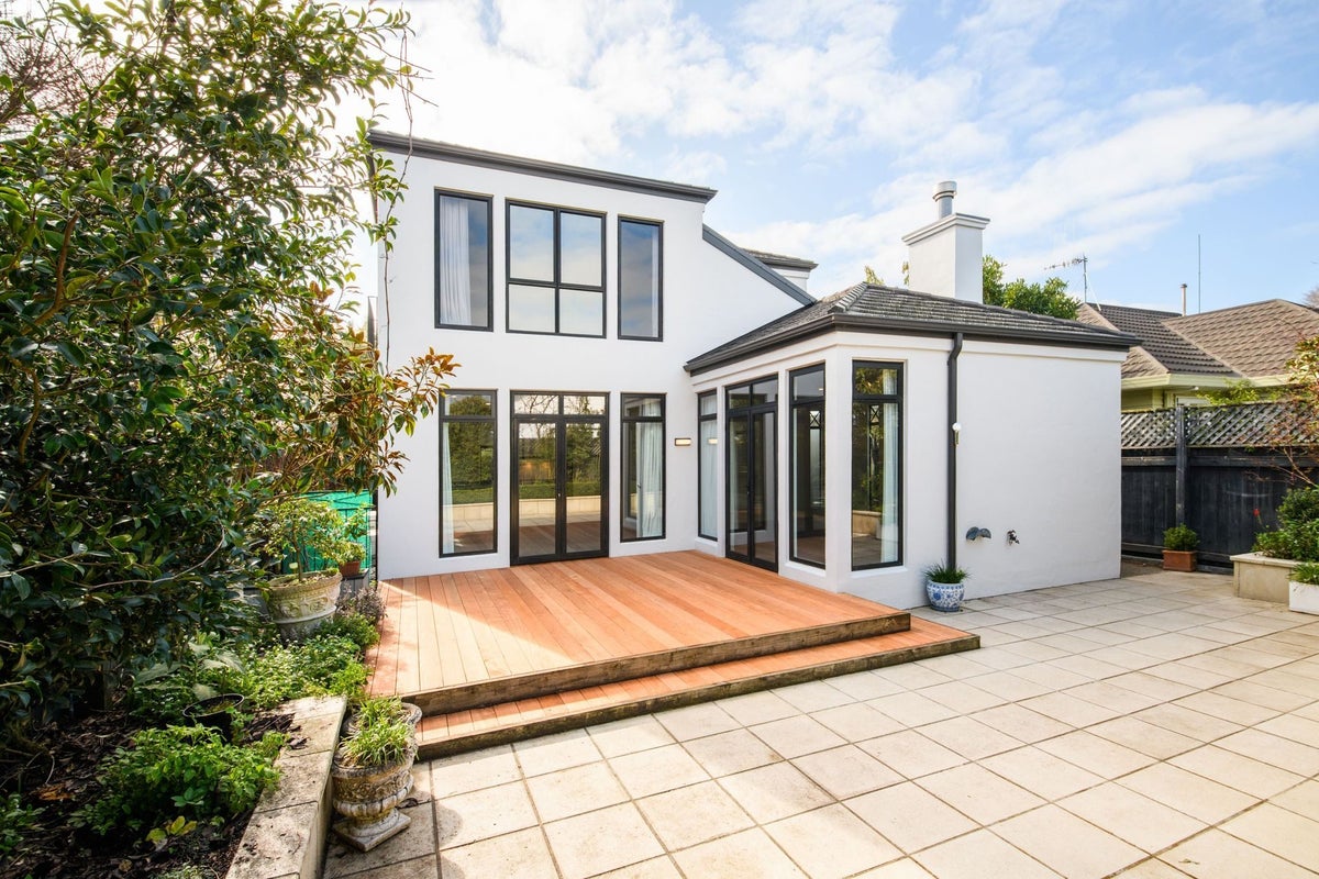 232A Victoria Avenue, Hokowhitu, Palmerston North - Carousel 1