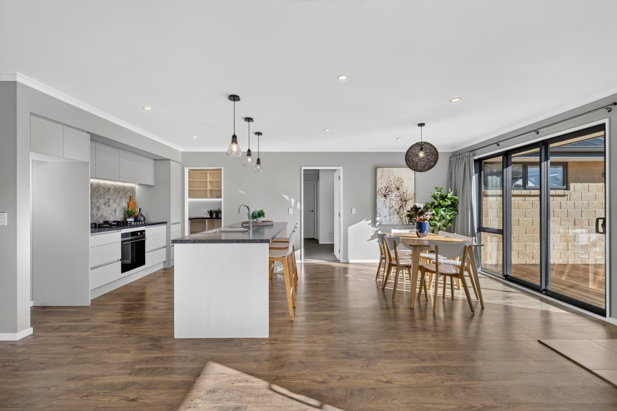 7 CRESSY PLACE, Darfield, DARFIELD - Carousel 2