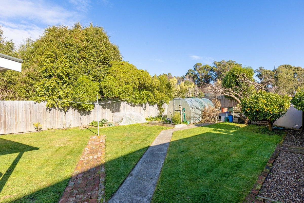 2 Terrace Road, Leithfield, Amberley - Carousel 31