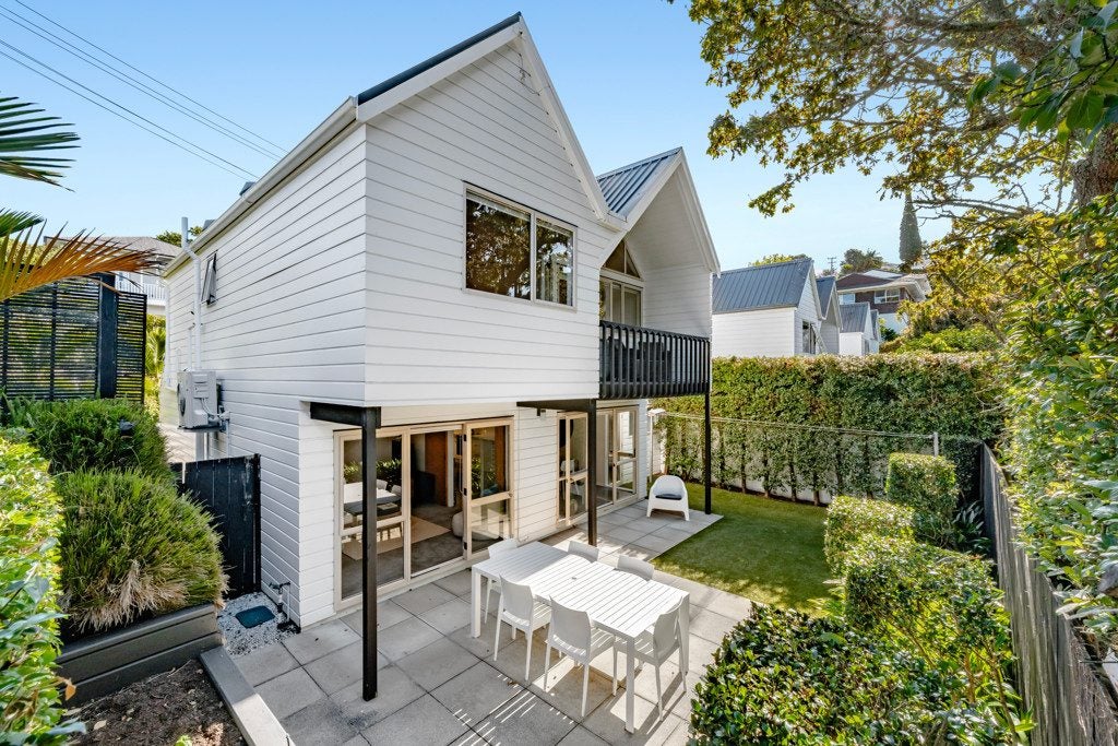18 Shera Road, Remuera, Auckland - Carousel 1