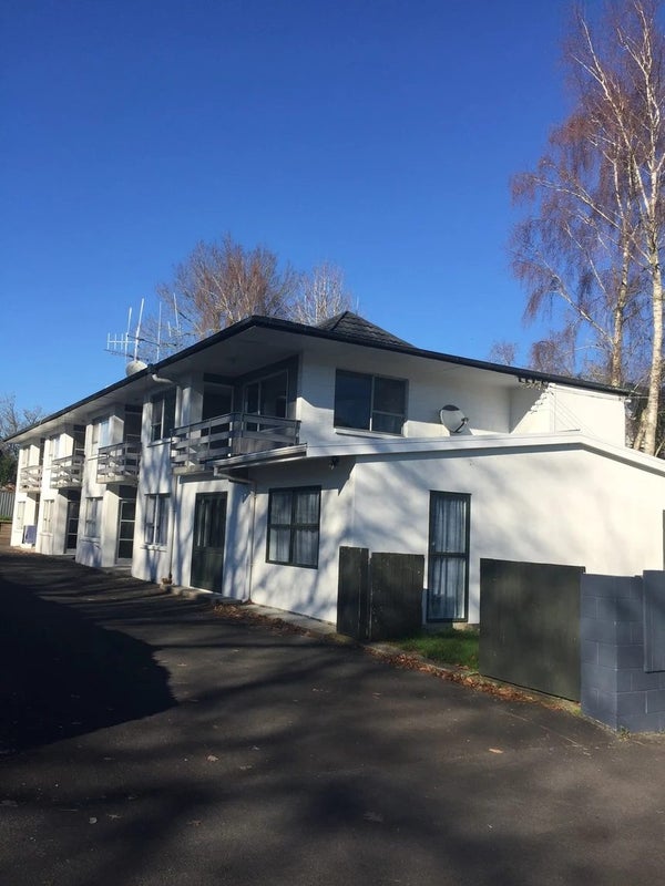 10 O'Neill Street, Claudelands, Hamilton - Carousel 1