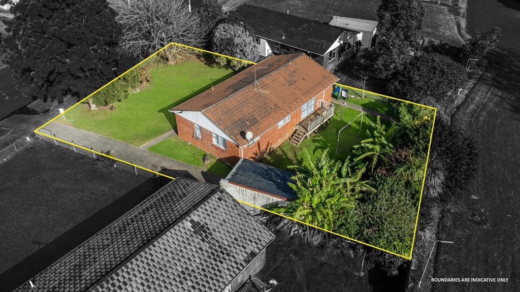 44 Gilbert Road, Otara, Auckland - Carousel 1