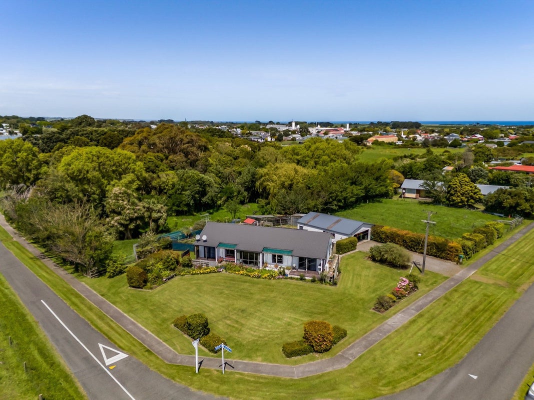 2 Kaipi Street, Manaia, Manaia - Carousel 1