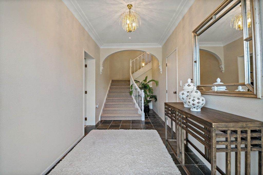 30 Sylvania Crescent, Lynfield, Auckland - Carousel 2
