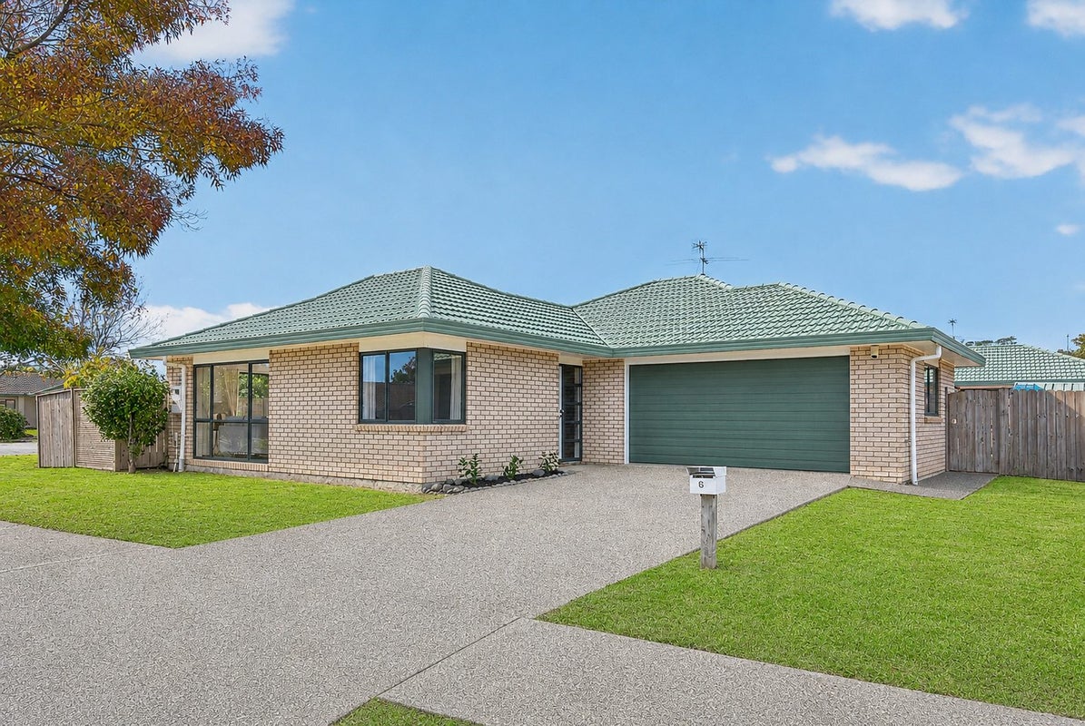6 Nier Place, East Tamaki Heights, Auckland - Carousel 1