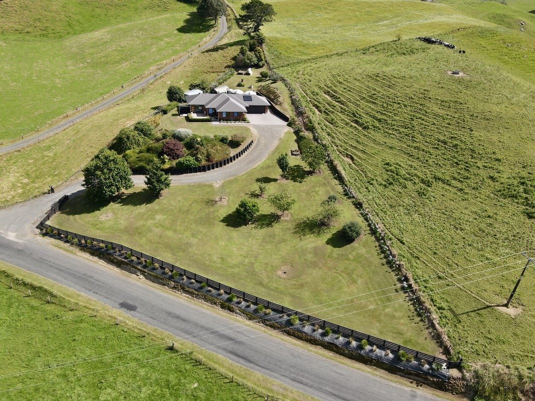 323 Dukeson Road, Putaruru - Carousel 2