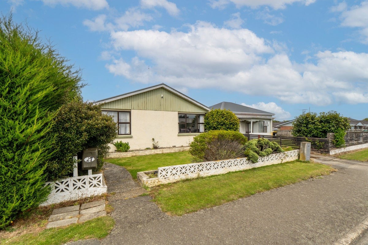 27 Tramway Road, Strathern, Invercargill - Carousel 1