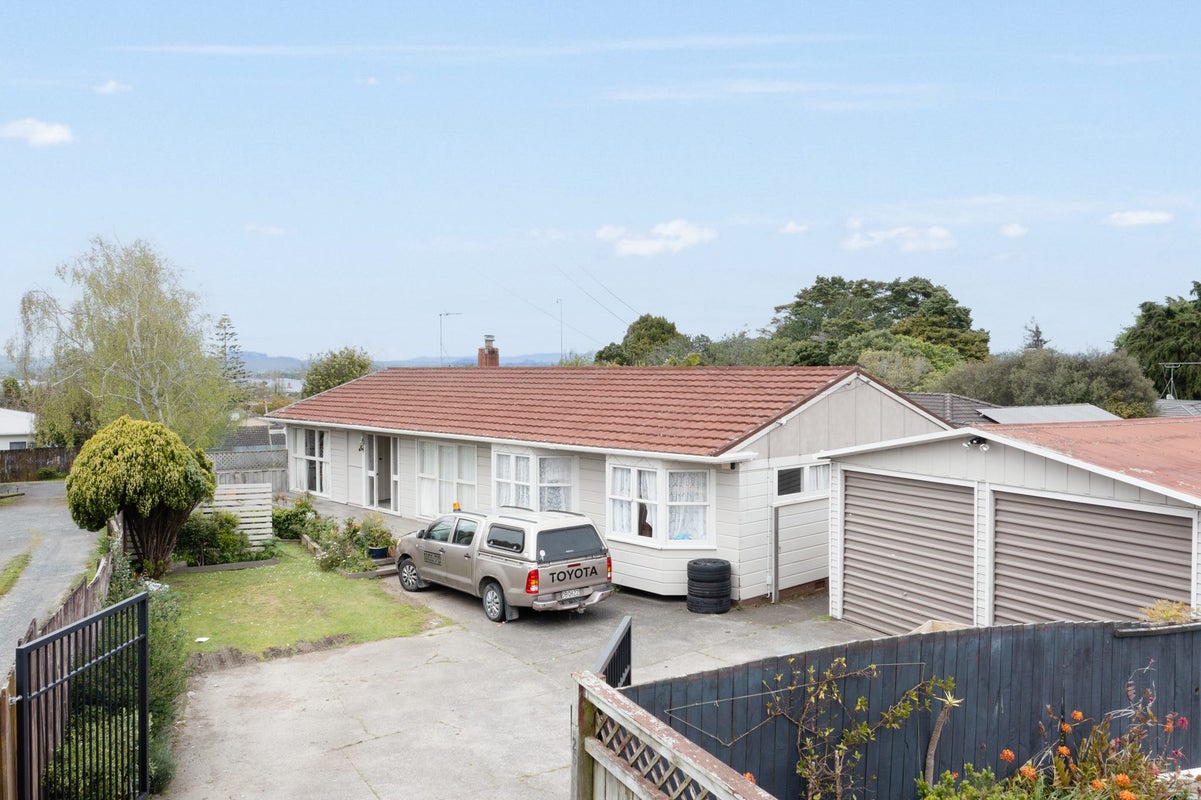 25 Arthur Road, Hillpark, Auckland - Carousel 2