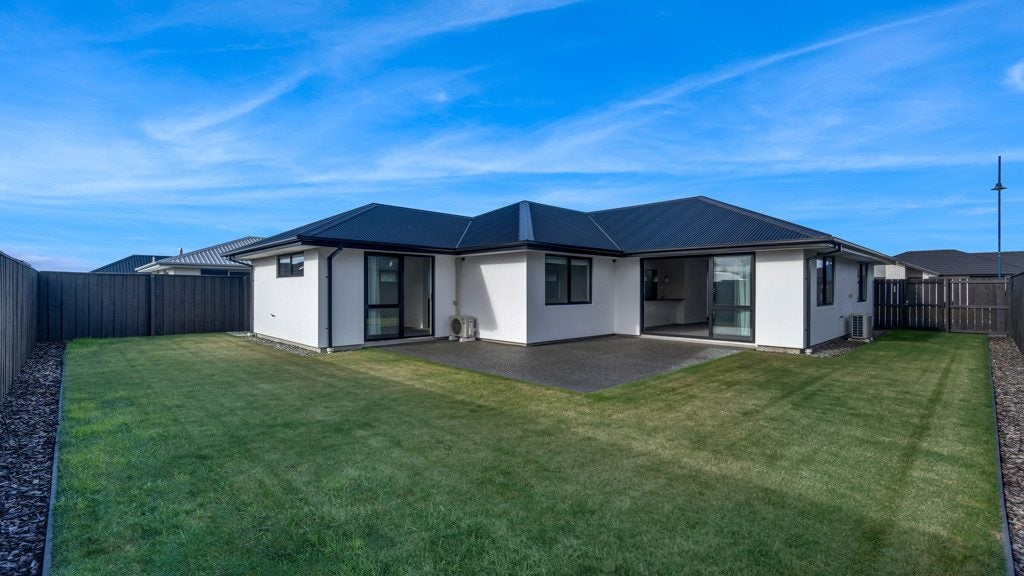 19 Helicon Street, Pegasus, Pegasus - Carousel 1