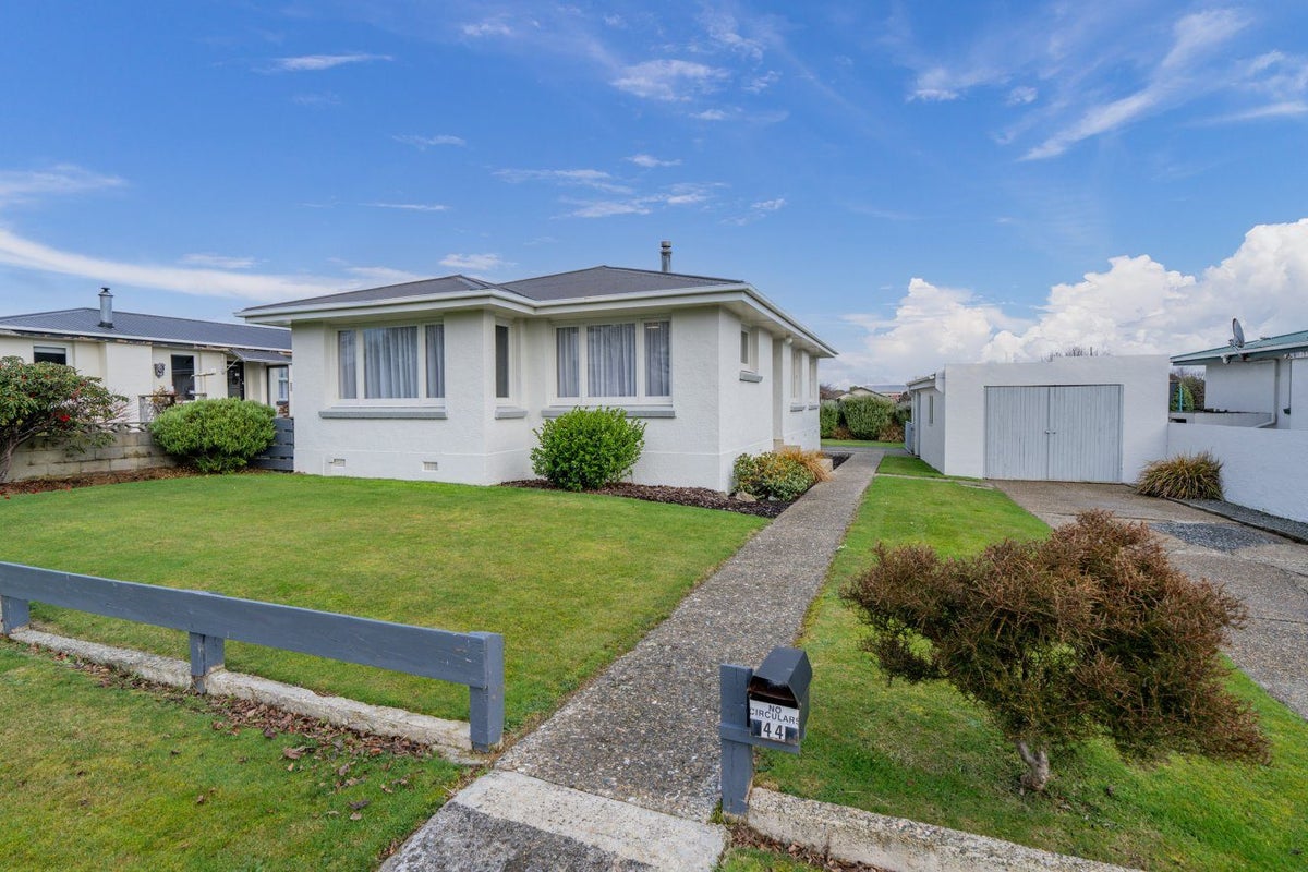 44 Carlyle Street, Hawthorndale, Invercargill - Carousel 1