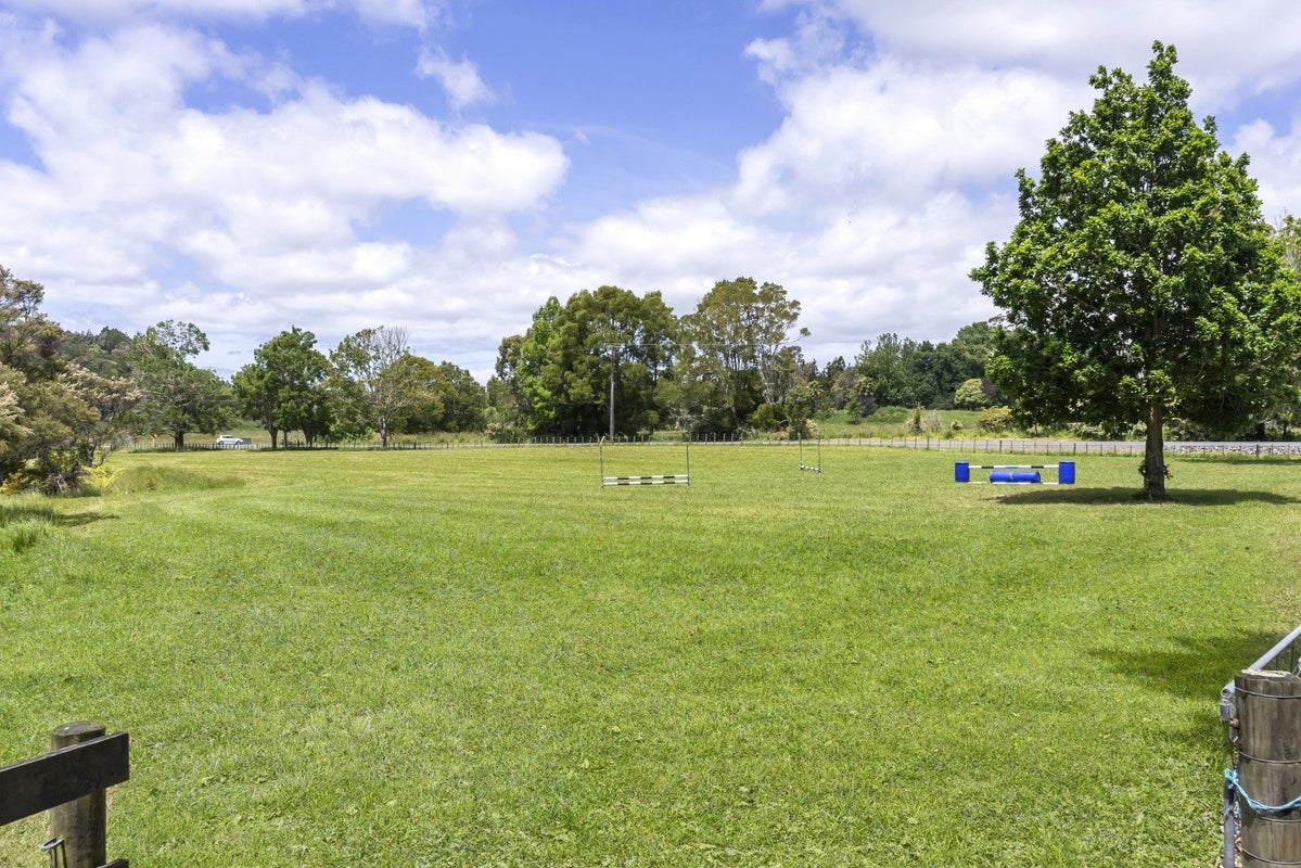 196 Blackbridge Road, Dairy Flat, Albany - Carousel 2