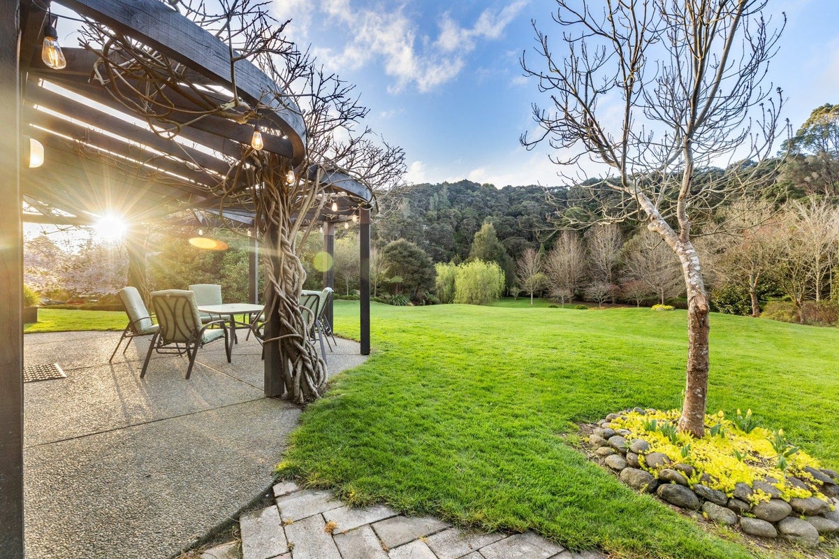 274 Polson Hill Drive, Palmerston North - Carousel 2