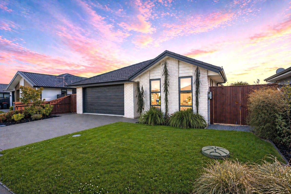 20 Conailus Street, Halswell, Christchurch - Carousel 2