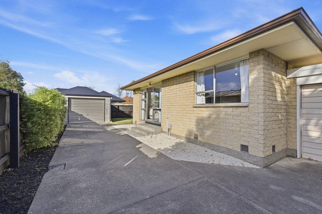 2/19 Cheviot Street, Spreydon, Christchurch - Carousel 1