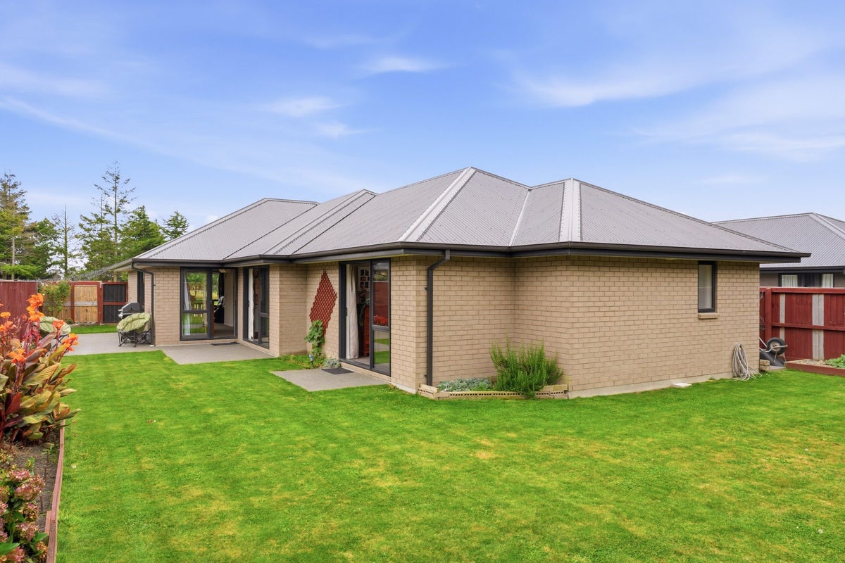 16 Pallid Green, Rolleston, Rolleston - Carousel 23