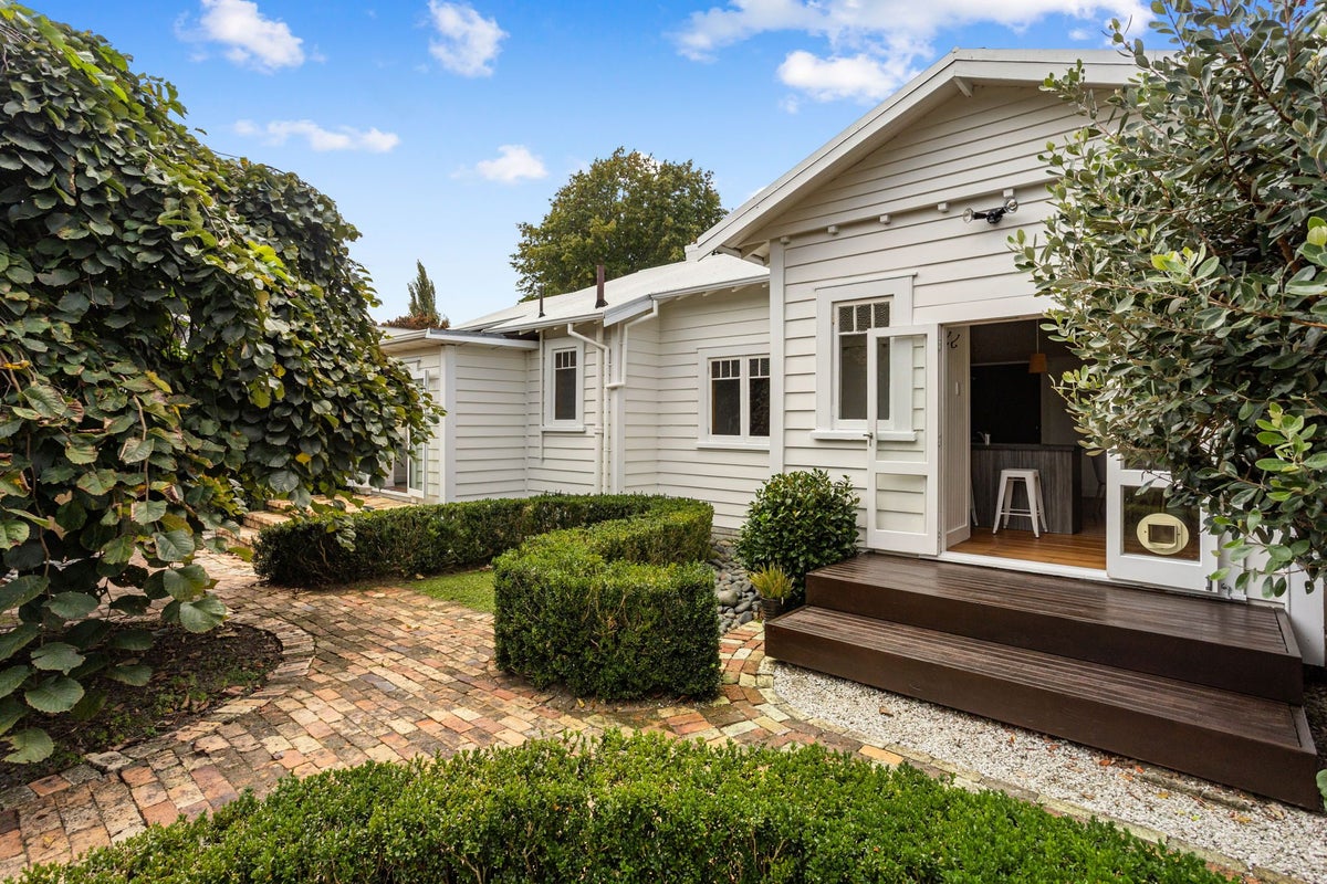 3 Marne Street, Claudelands, Hamilton - Carousel 1