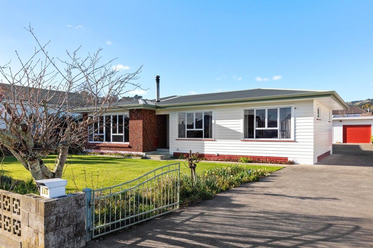 265 Clifford Street, Whataupoko, Gisborne - Carousel 1