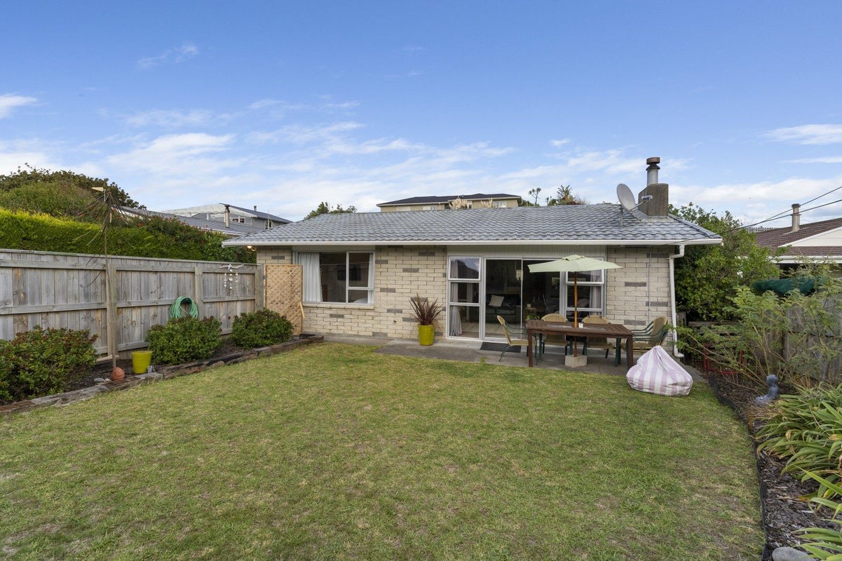 81 Tasman Road, Otaki Beach, Otaki - Carousel 1