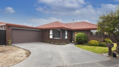2/22 Nepal Place, Burnside, Christchurch - Carousel 1