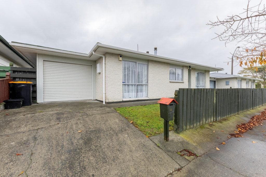 4 Havelock Avenue, Highbury, Palmerston North - Carousel 1