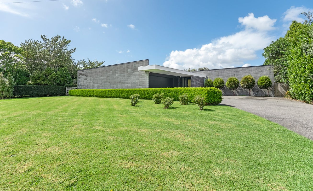 133 Raleigh Street, Brixton, Waitara - Carousel 1