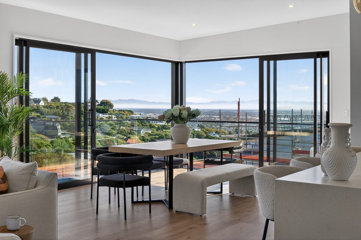 69 Longhurst Terrace, Cashmere, Christchurch - Carousel 2