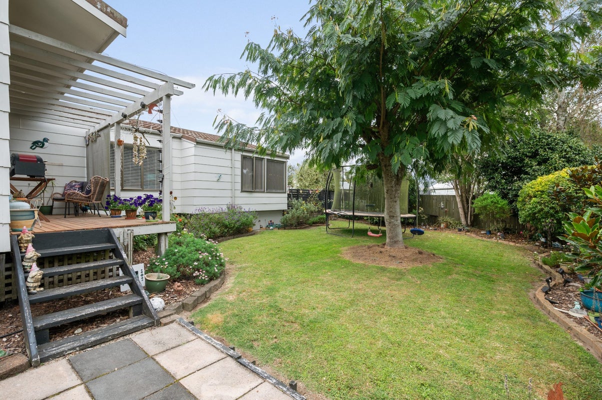 7 McEwan Place, Fitzroy, Hamilton - Carousel 1