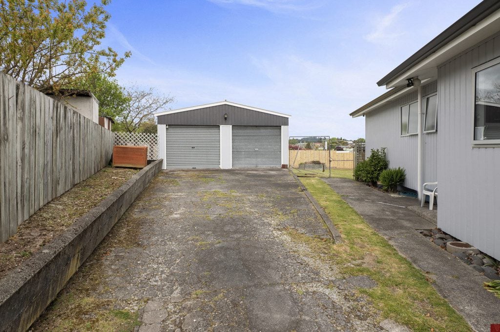 104 Hinemoa Avenue, Taupo, Taupo - Carousel 20