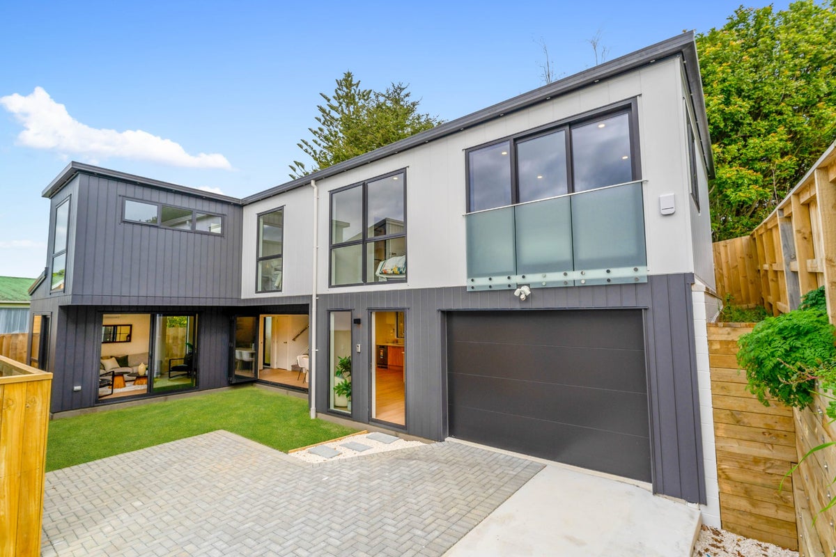 187D Riddell Road, Glendowie, Auckland - Carousel 14