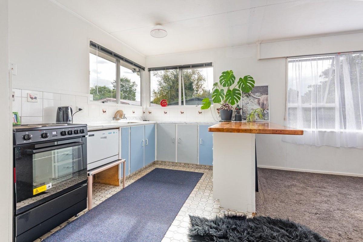 46 Monowai Place, Westbrook, Palmerston North - Carousel 2