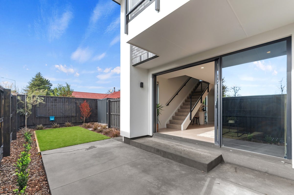 9/200 Main Road, Redcliffs, Christchurch - Carousel 1