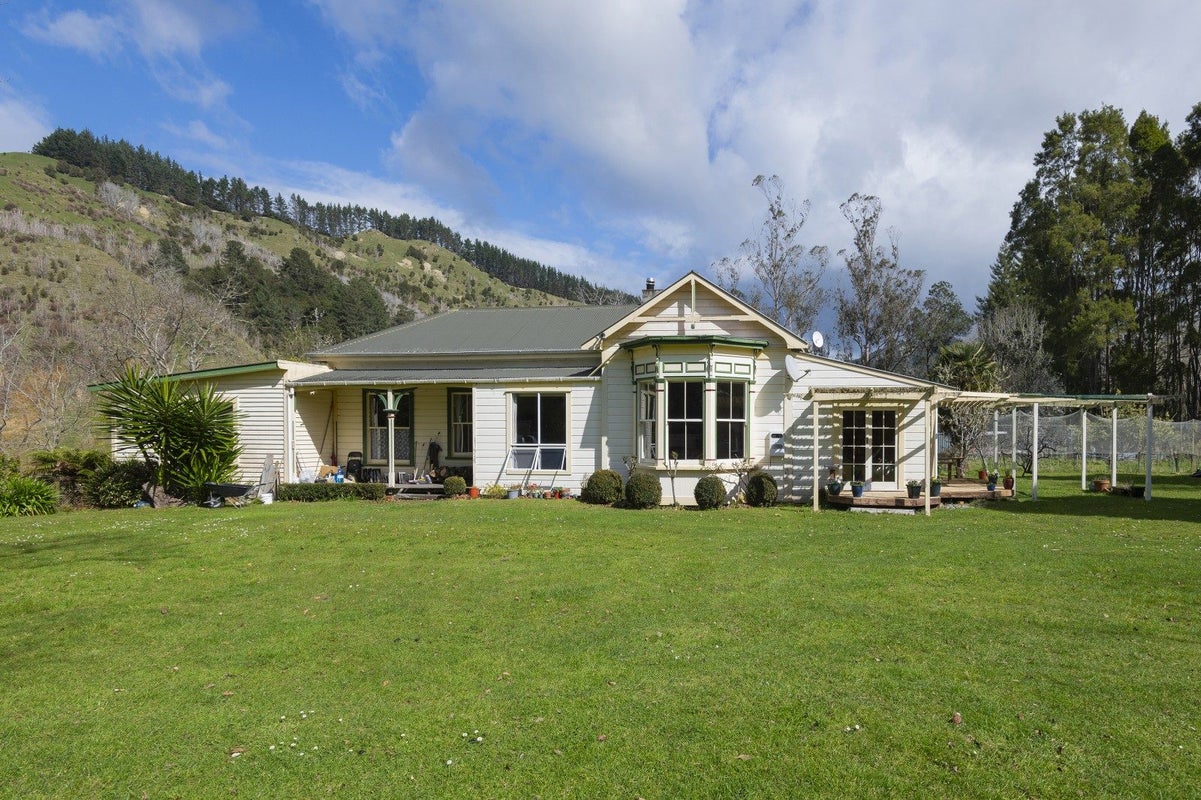 1646 Waimata Valley Road, Waimata - Carousel 1