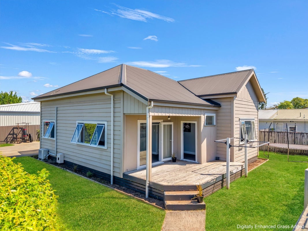 40 Hazelmere Crescent, Te Awamutu, Te Awamutu - Carousel 1