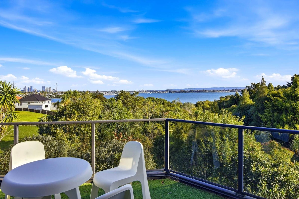 2/94 Jutland Road, Hauraki, Auckland - Carousel 28