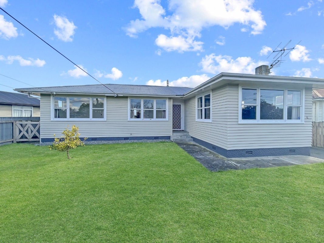 15 Margaret Street, Masterton, Masterton, Wellington - Carousel 1