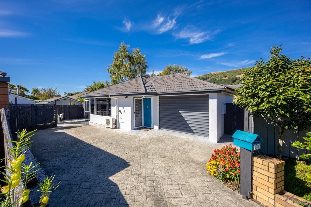 10 Pepper Tree Way, The Wood, Nelson - Carousel 1