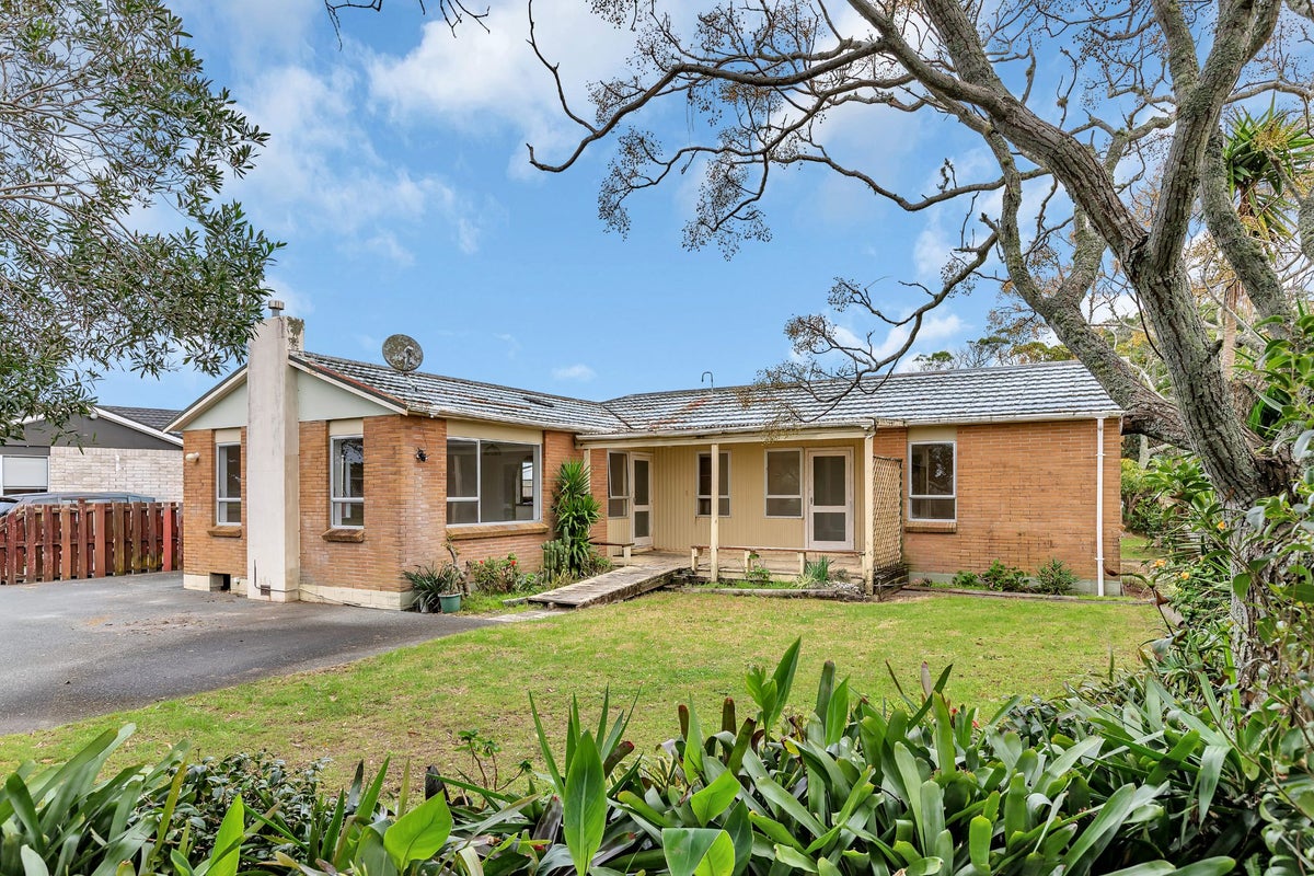 13 Tamingi Street, Ruakaka - Carousel 1