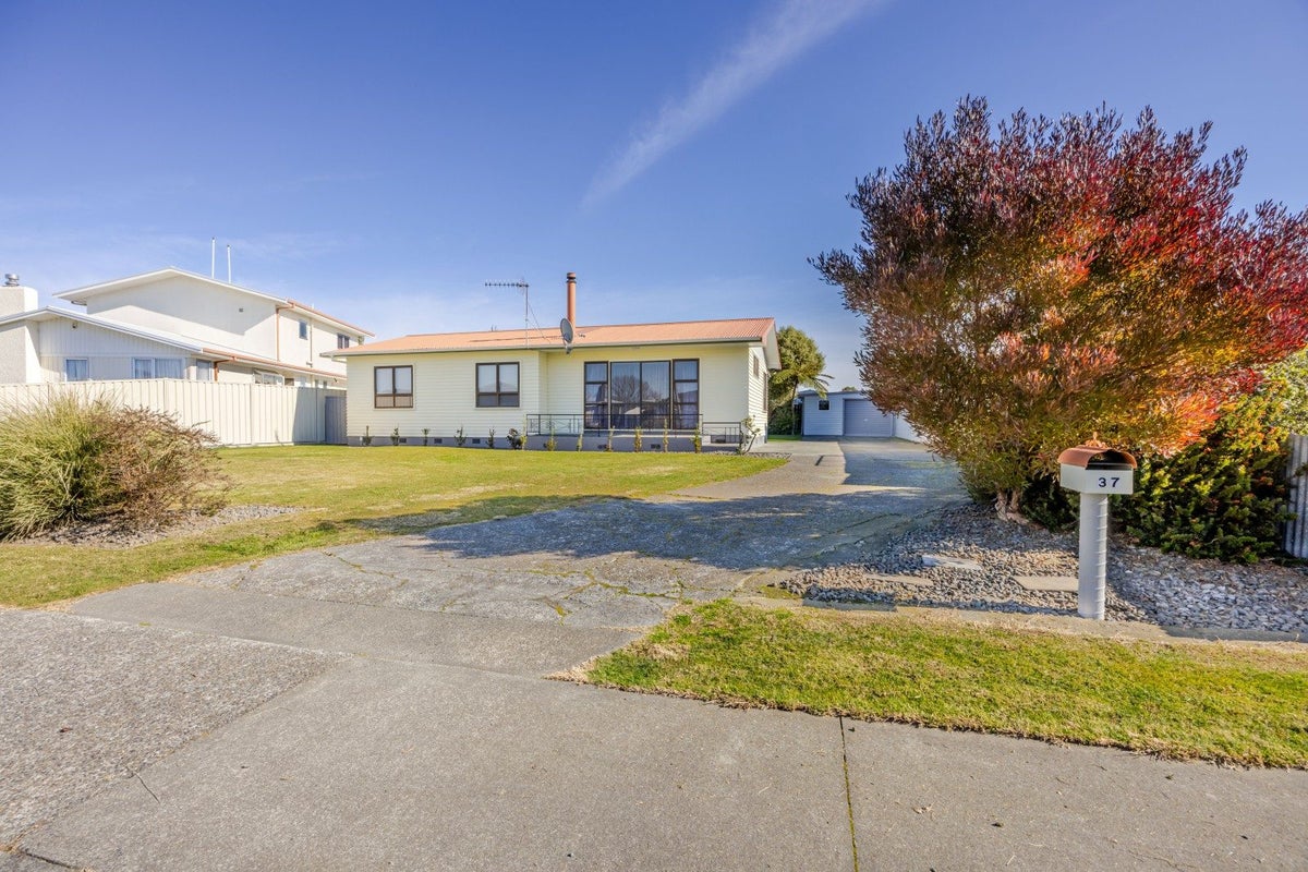 37 Rochester Street, Tamatea, Napier - Carousel 19