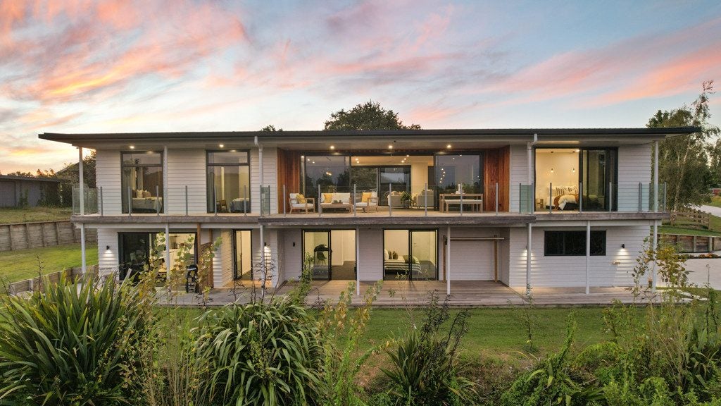 2/136 State Highway 26, Newstead, Hamilton - Carousel 1